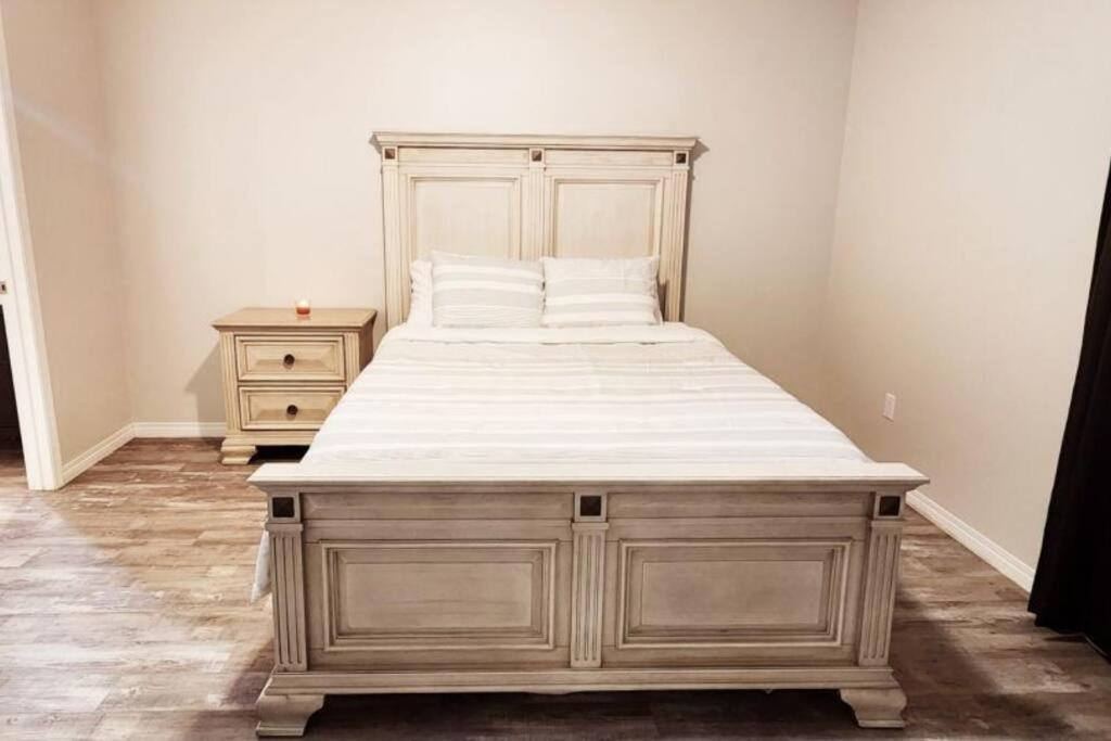 Comfort First - Sleeps 6 Whitehorse Exterior photo